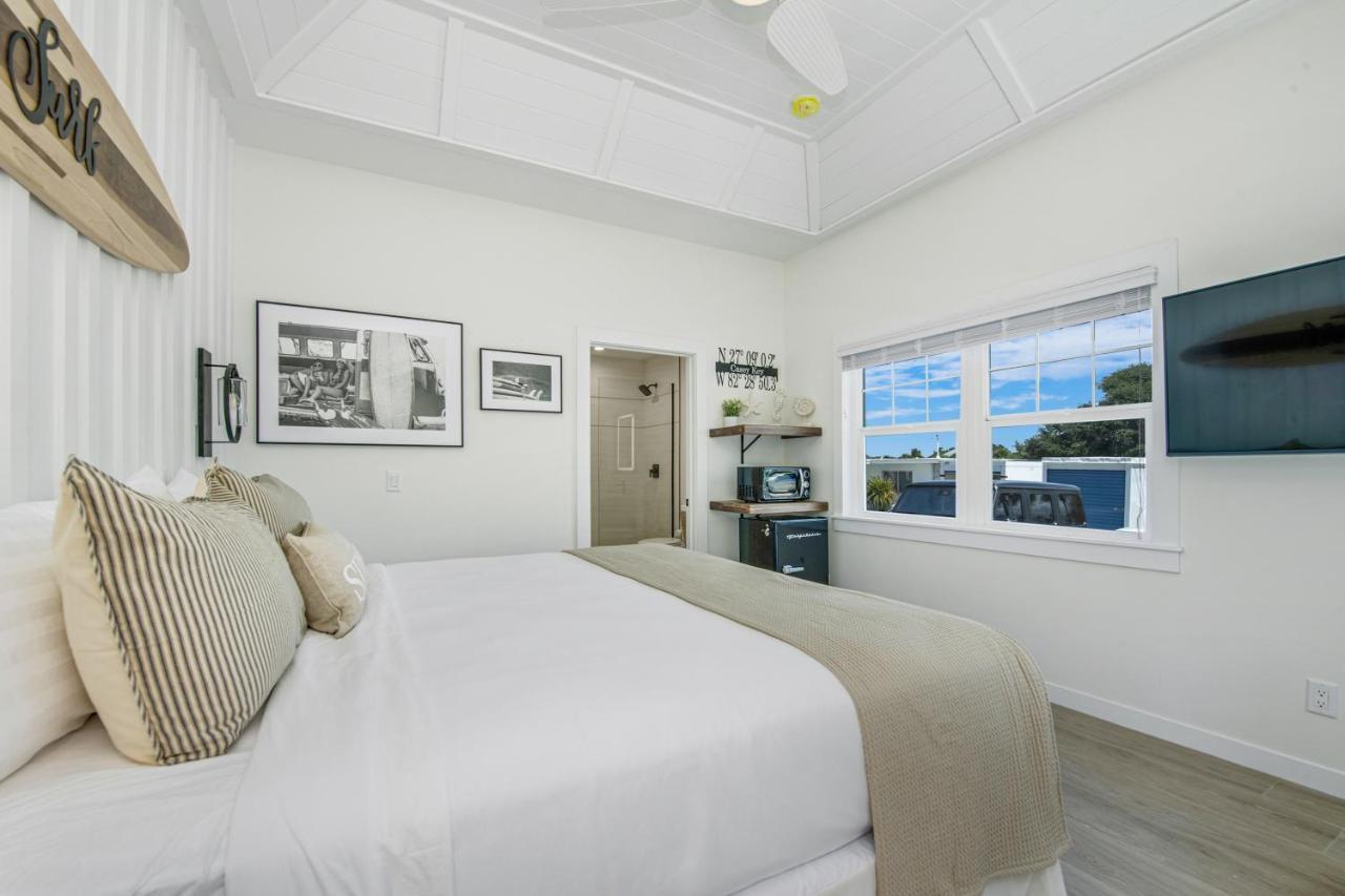 Casey Key Resorts - Beachfront Нокомис Экстерьер фото