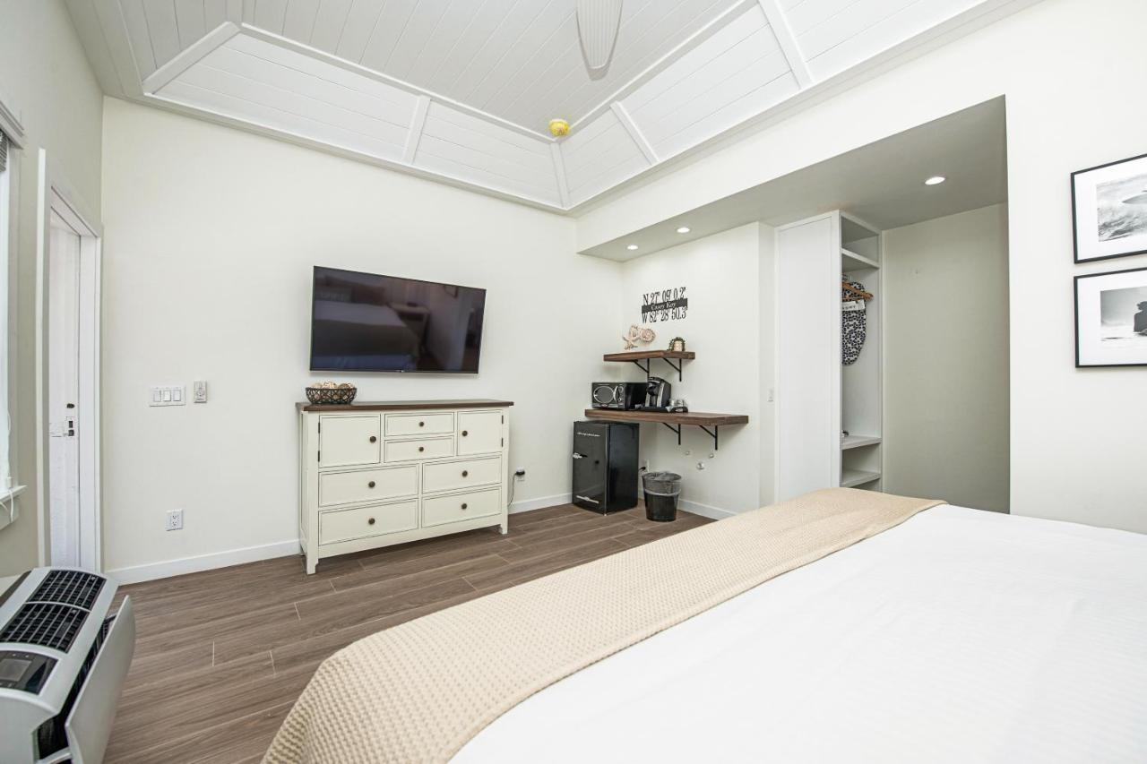 Casey Key Resorts - Beachfront Нокомис Экстерьер фото